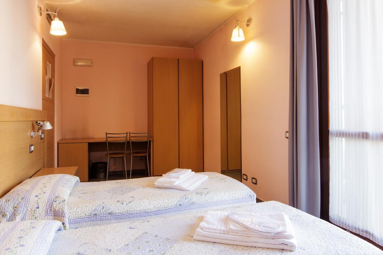 Albergo Verdi Novi Ligure Eksteriør billede